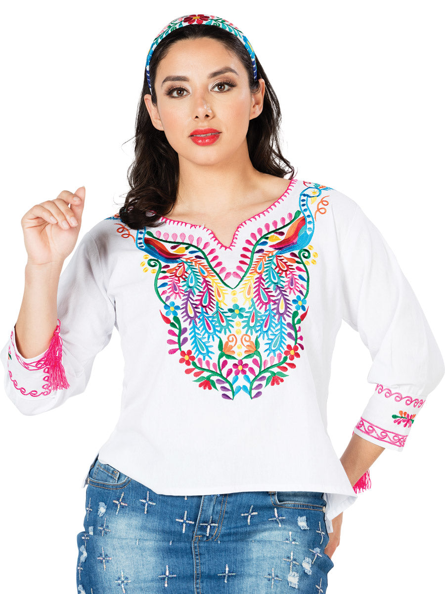 Blusa Artesanal Bordada Pavoreal para Mujer Handmade Blouse Mexico Artesanal White