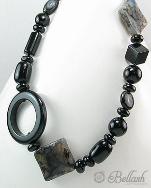 Collar Artesanal de Piedras Naturales, Agata Negra y Plata Ley 925 - Natural Stones, Black Agate and 925 Sterling Silver Handmade Beaded Necklace - ID: 51756320 Bellash