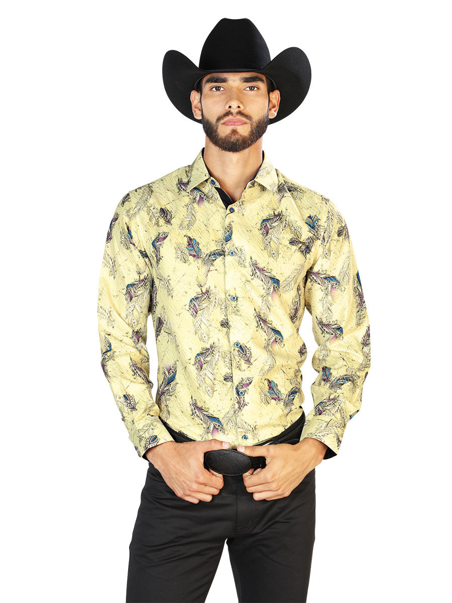 Camisa Vaquera Manga Larga Estampada Plumas Amarillo para Hombre 'El Señor de los Cielos' - ID: 43824 Camisas Estampadas El Señor de los Cielos Yellow