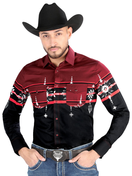 Camisa Vaquera Manga Larga Estampada Negro/Burgandy para Hombre 'El Señor de los Cielos' - ID: 44454 Camisas Estampadas El Señor de los Cielos Black/Burgandy