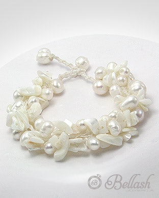 Pulsera Artesanal de Madre Perlas, Perlas y Algodon - Mother of Pearl, Pearls and Cotton Handmade Bracelet - ID: 50727358 Bellash